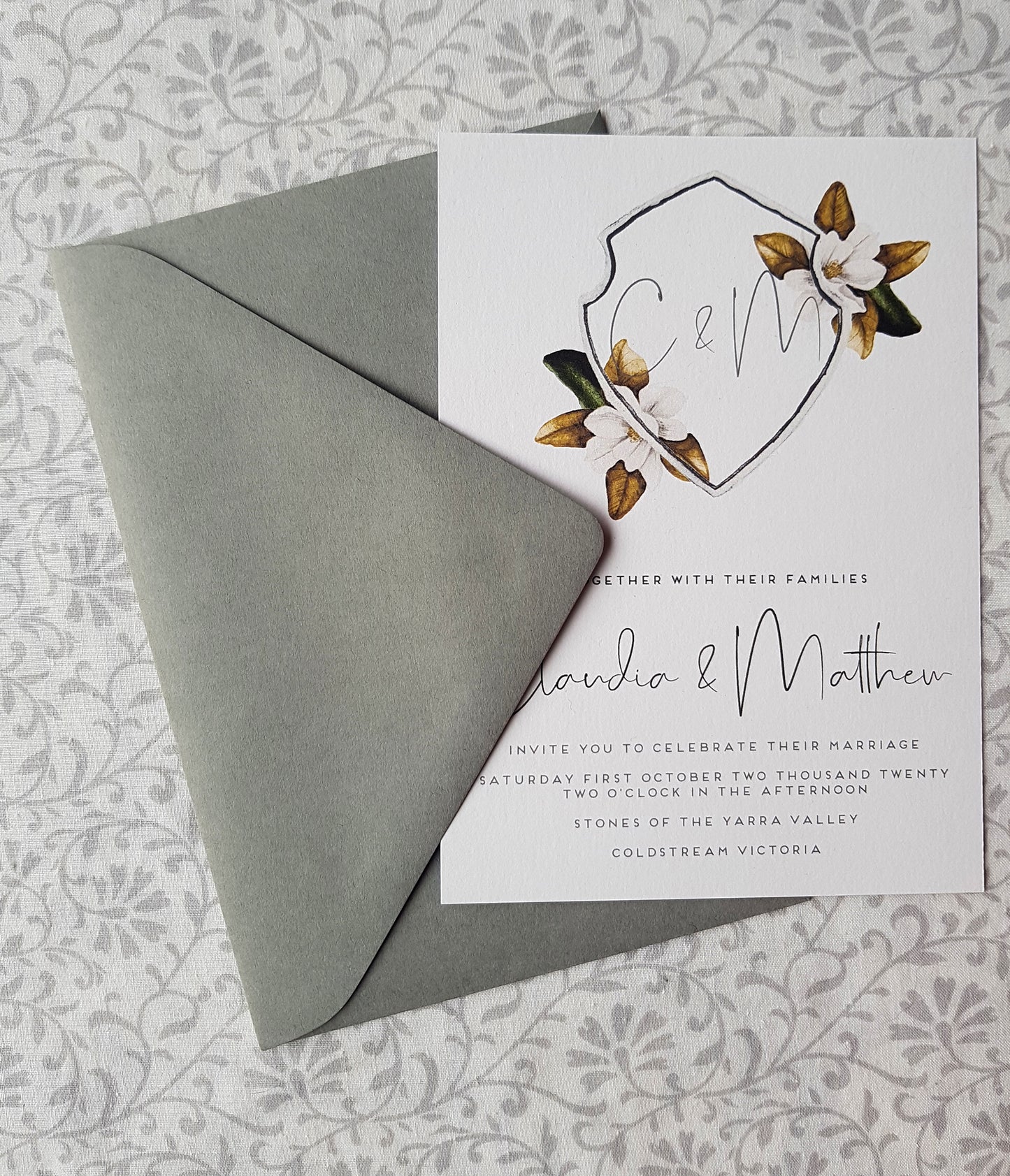 CREST Magnolia Design/Wedding Invitation