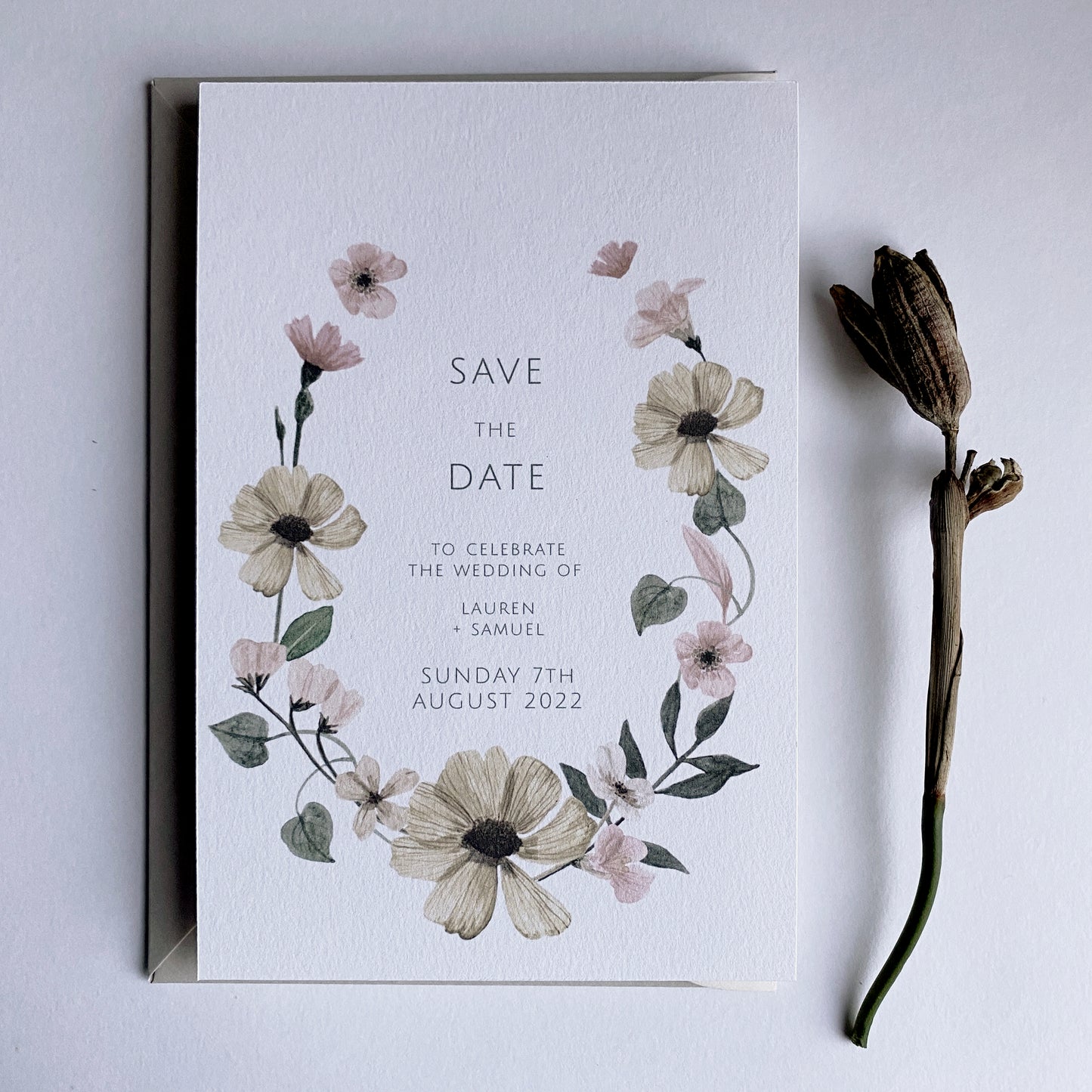 Pressed Flowers Invitation/WEDDING Invite/Botanical Invite/Vintage Pressed Flowers