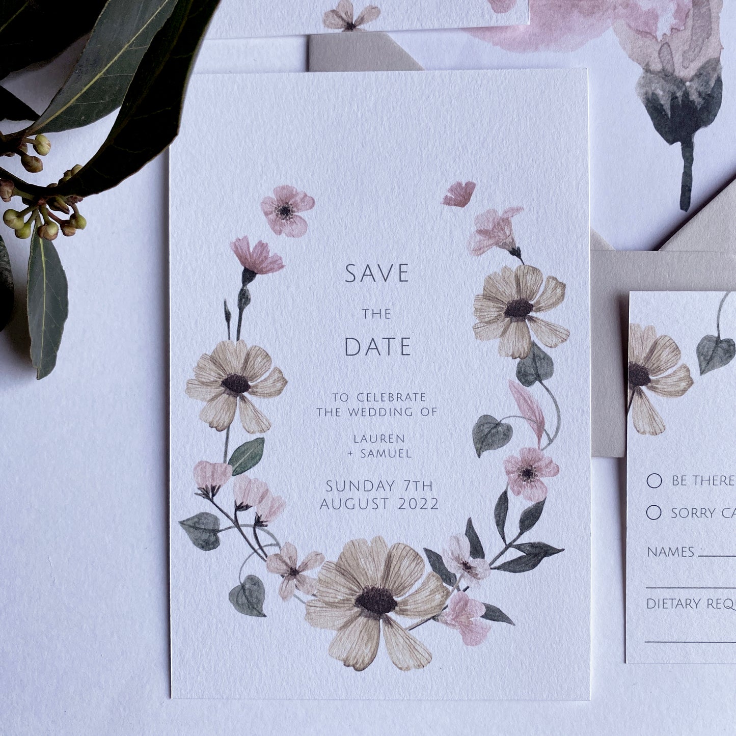 Pressed Flowers Invitation/WEDDING Invite/Botanical Invite/Vintage Pressed Flowers