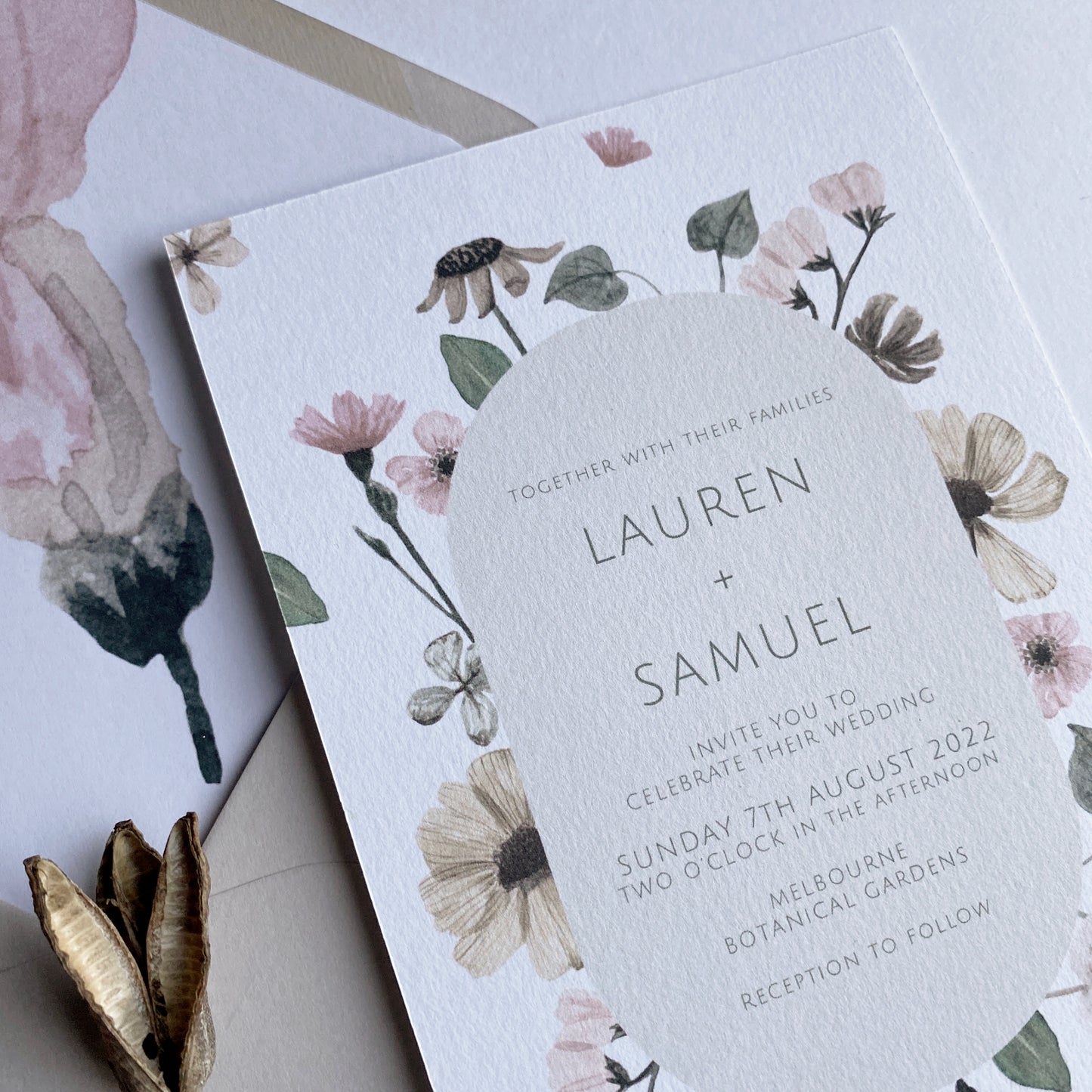 Pressed Flowers Invitation/WEDDING Invite/Botanical Invite/Vintage Pressed Flowers